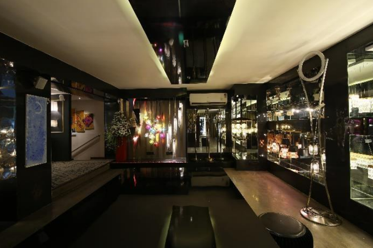 Healthcare space lighting design